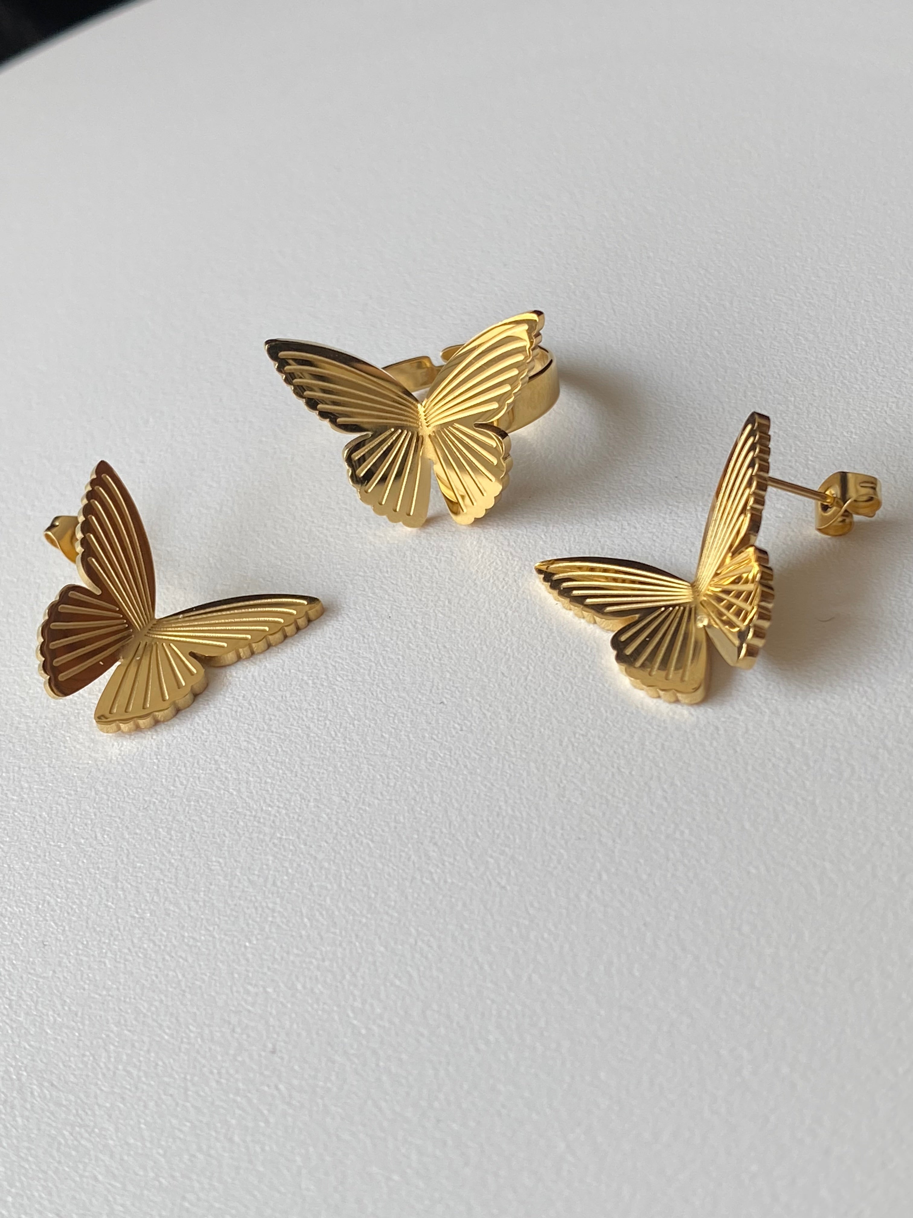 Frosted Butterfly 2011 18k Gold Plated Stainless Steel Jewelry